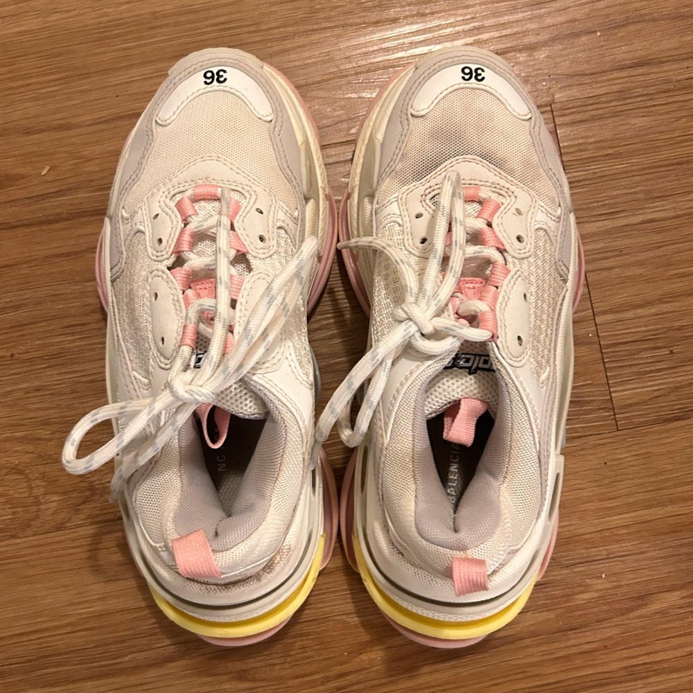 Balenciaga sneakers size 36 - Picture 4 of 6